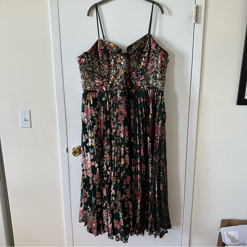 Anthropologie Floral Pleated Midi Dress - Green and Pink - Picture 2 of 12